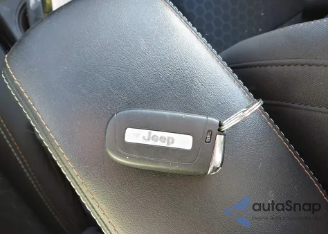 2019 Jeep Compass Upland Edition 4X4 from USA, damaged, VIN 3C4NJDAB6KT703926